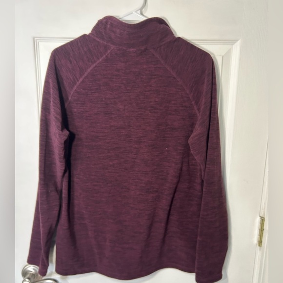 Eddie Bauer 1/4 Zip Burgundy Fleece Pullover. Women’s size Medium. - Picture 6 of 8